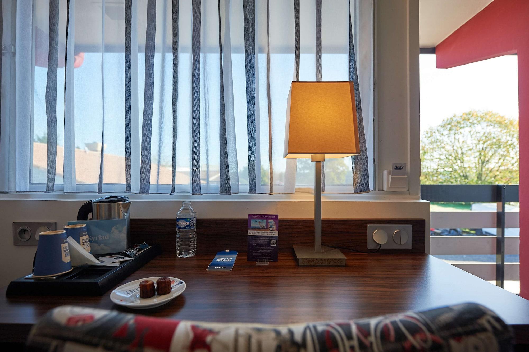 Kyriad Bordeaux - Merignac Aeroport Екстериор снимка